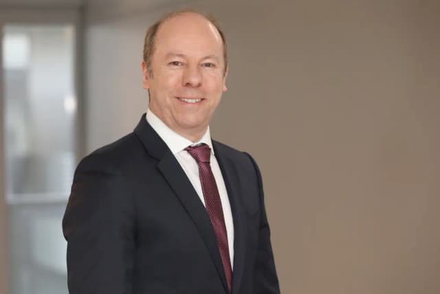 Hamilton Silva, diretor de Infraestrutura, Logística e Administrativo da Claro