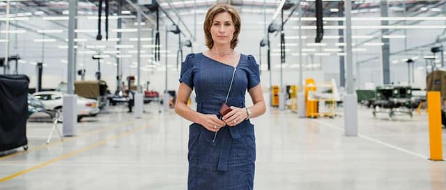 Máquinas inteligentes por que gerenciar a força de trabalho entre elas e os humanos