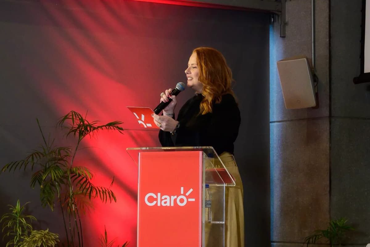 Daniely Gomiero, diretora de Desenvolvimento Humano Organizacional, Cultura e Sustentabilidade da Claro e vice-presidente de Projetos do Instituto Claro