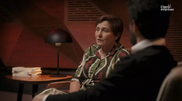 Maria Teresa Lima, diretora executiva para Governo da Claro empresas.